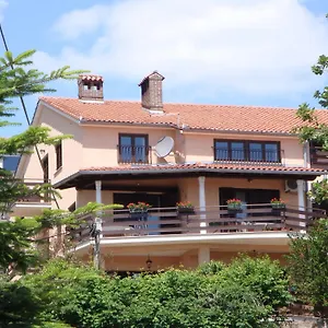 3* Affittacamere Lina